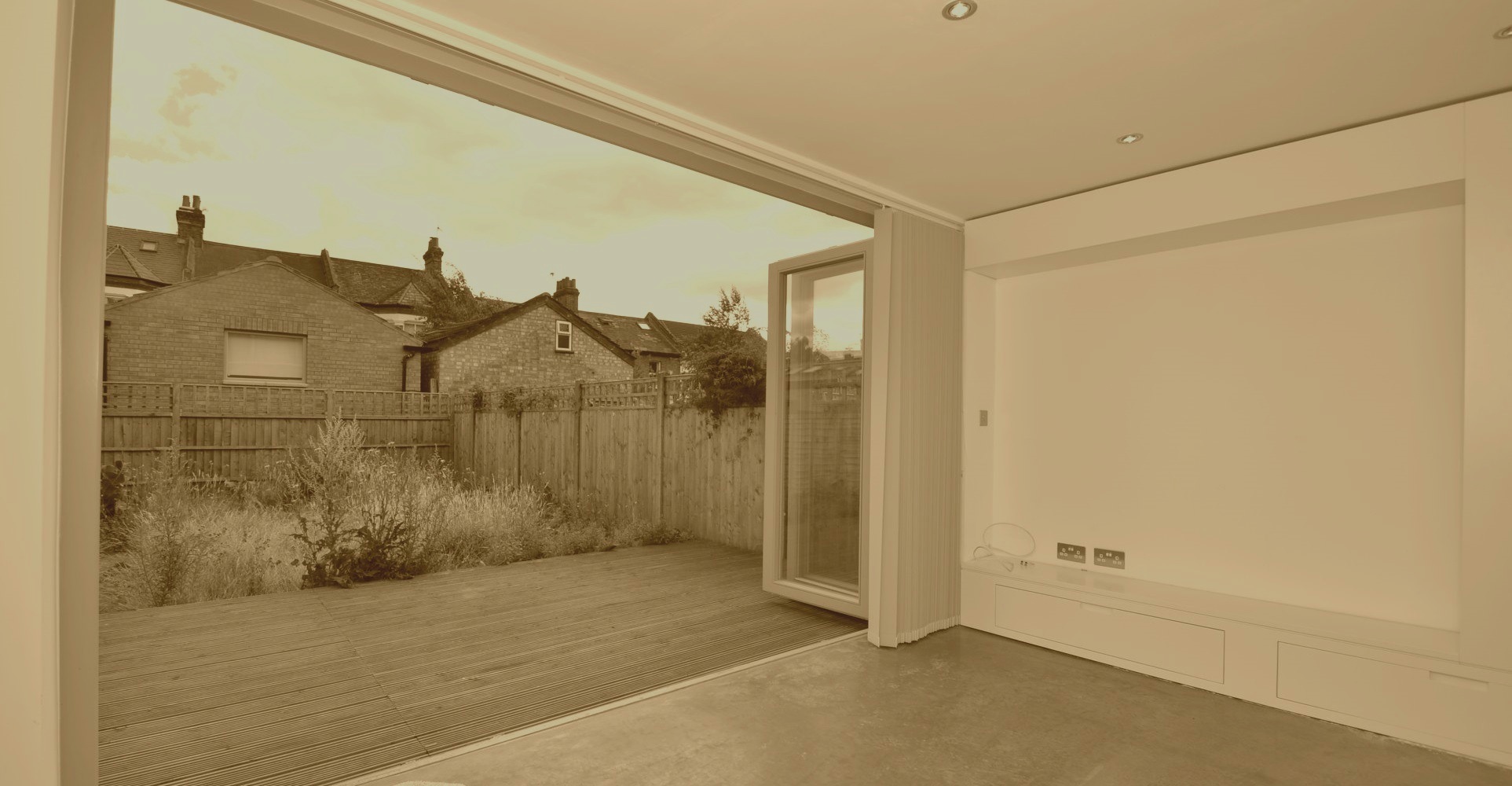 Slider, Glaziers in Downside, Cobham, Stoke d'Abernon, KT11